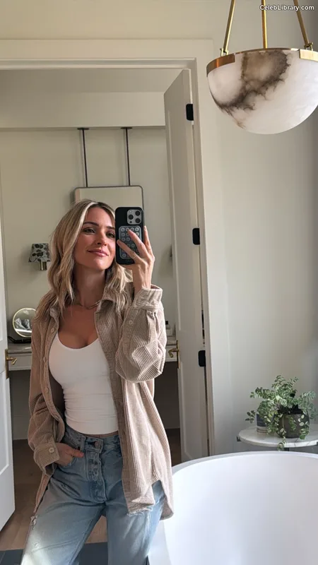 Kristin Cavallari photo 1 of 517
