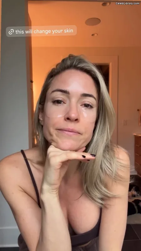 Kristin Cavallari photo 21 of 517