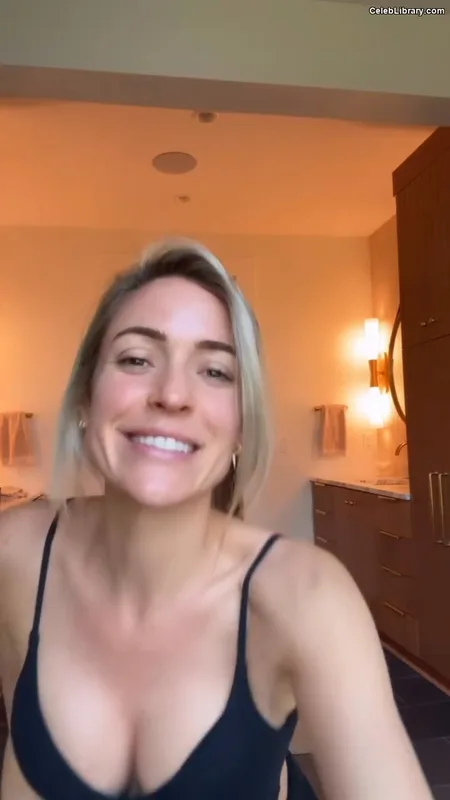 Kristin Cavallari photo 20 of 517