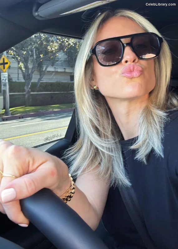 Kristin Cavallari photo 2 of 517