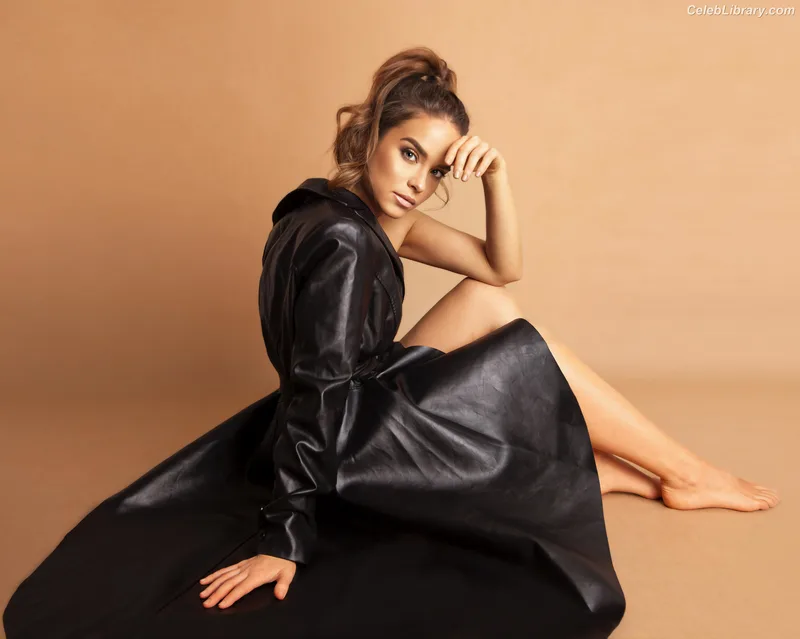 Kristína Svarinska photo 6 of 9