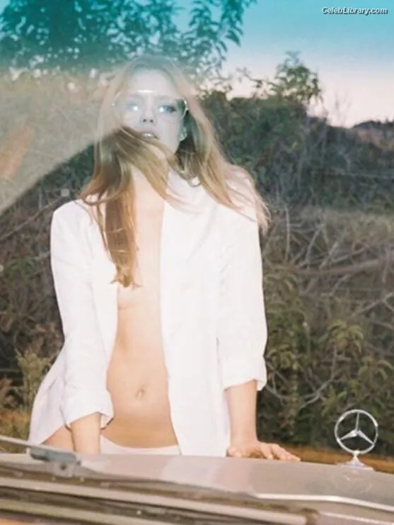 Kristine Froseth photo 10 of 41