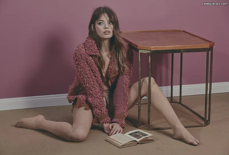Kristine Froseth photo 4 of 42