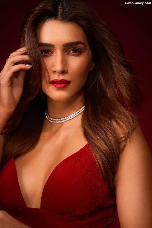 Kriti Sanon photo 7 of 275