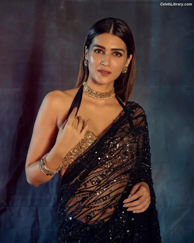 Kriti Sanon photo 22 of 275