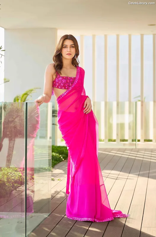 Kriti Sanon photo 7 of 275