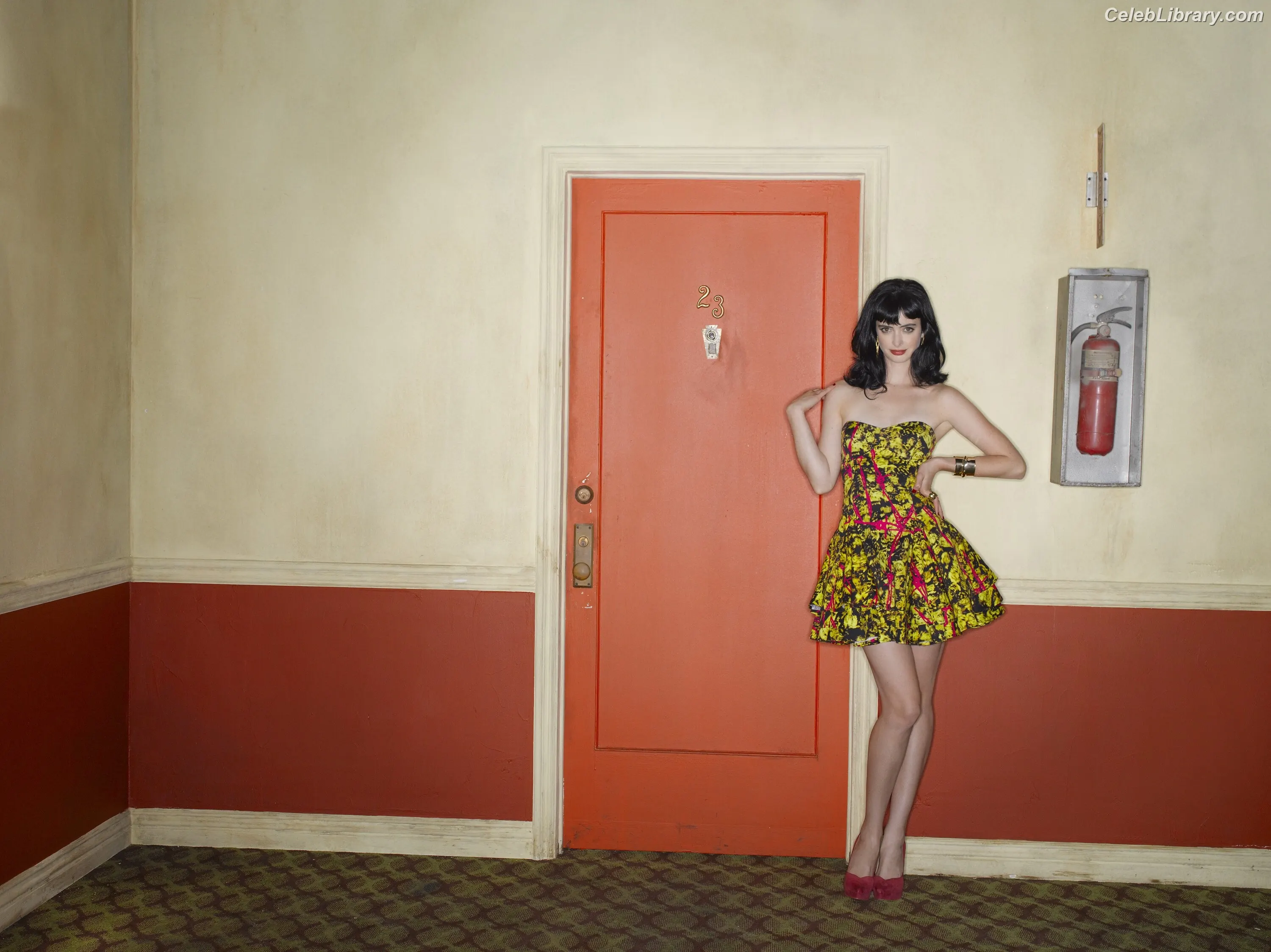 Krysten Ritter photo 22 of 100