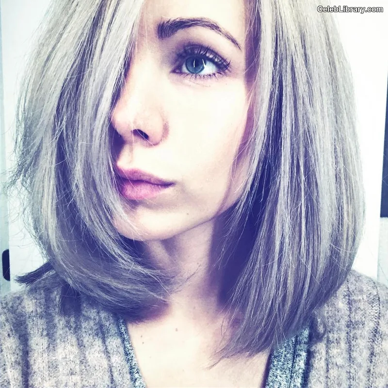 Ksenia Solo photo 15 of 100