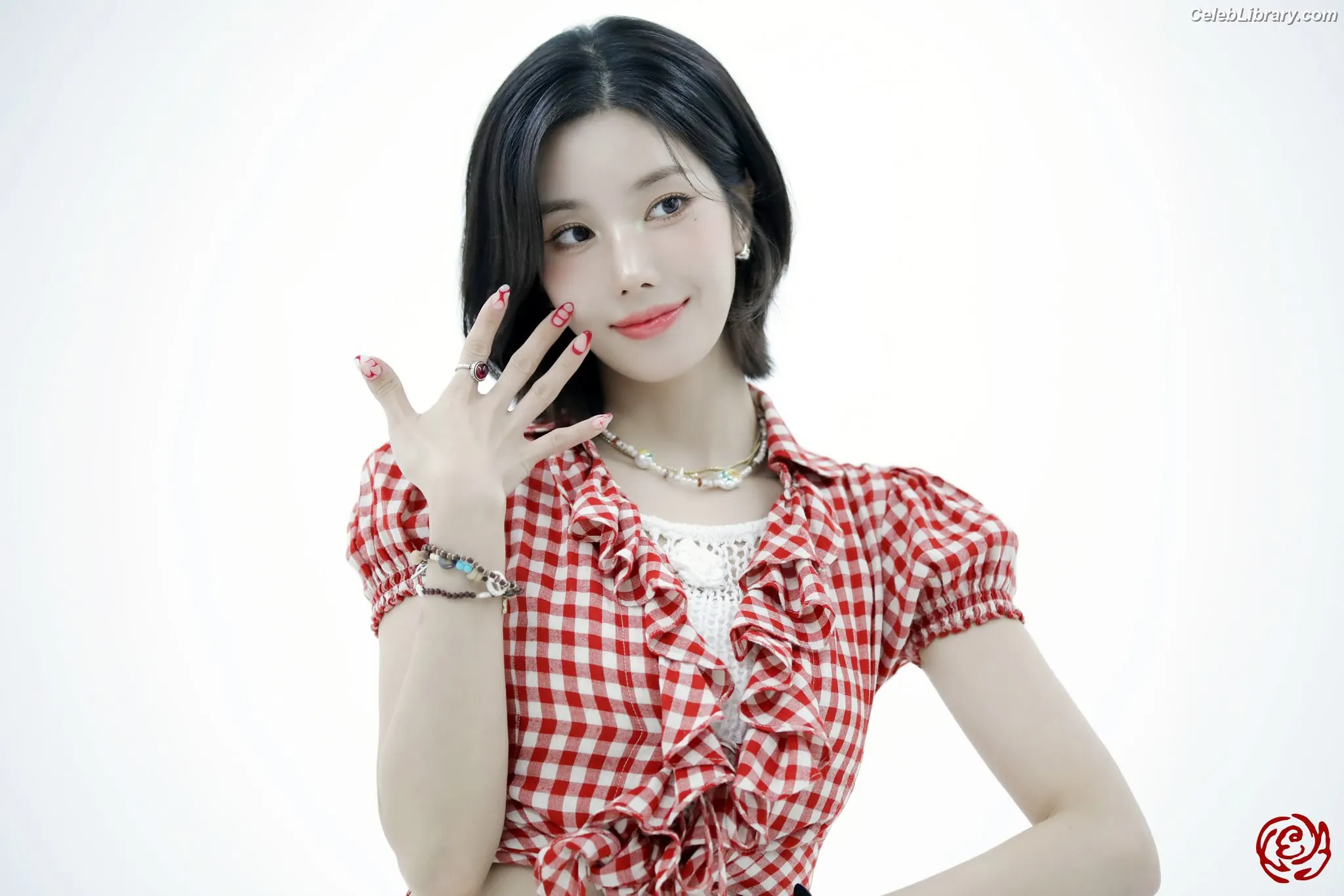 Kwon Eun-bi photo 1 of 328