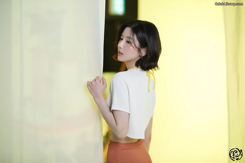 Kwon Eun-bi photo 5 of 329