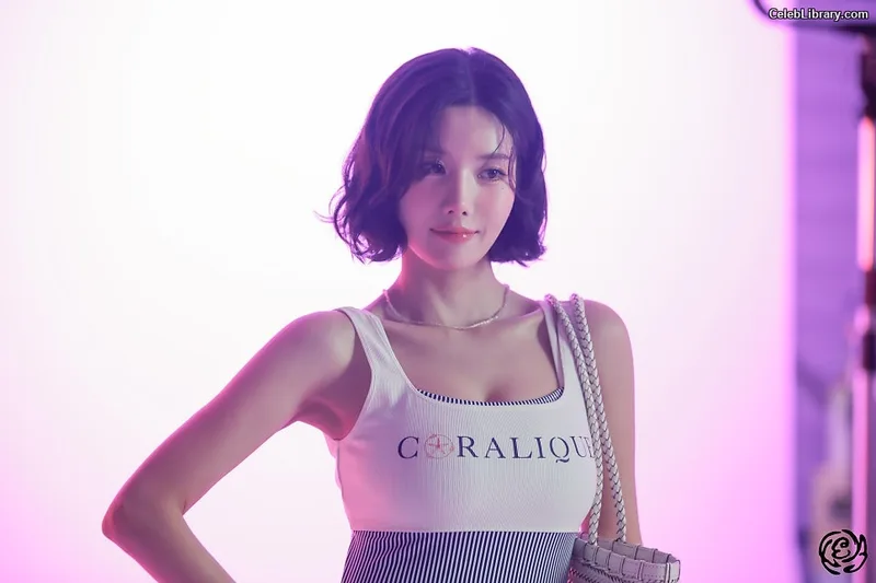 Kwon Eun-bi photo 6 of 329