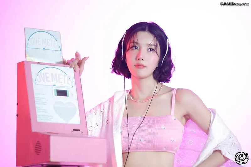 Kwon Eun-bi photo 11 of 329