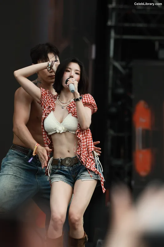 Kwon Eun-bi photo 4 of 329