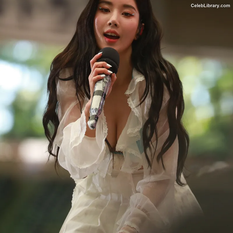 Kwon Eun-bi photo 21 of 329