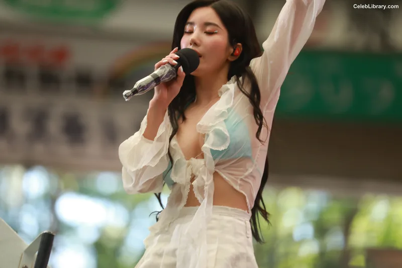 Kwon Eun-bi photo 5 of 329