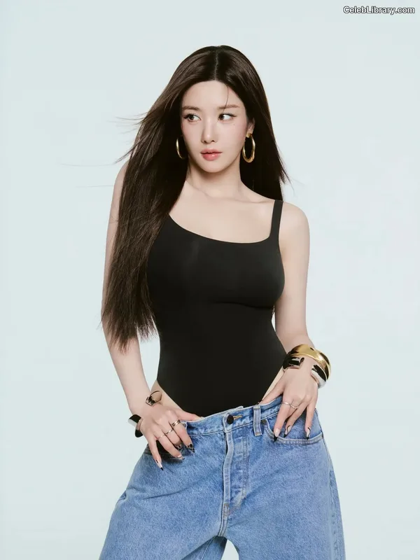 Kwon Eun-bi photo 21 of 329