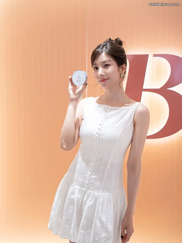 Kwon Eun-bi photo 9 of 329