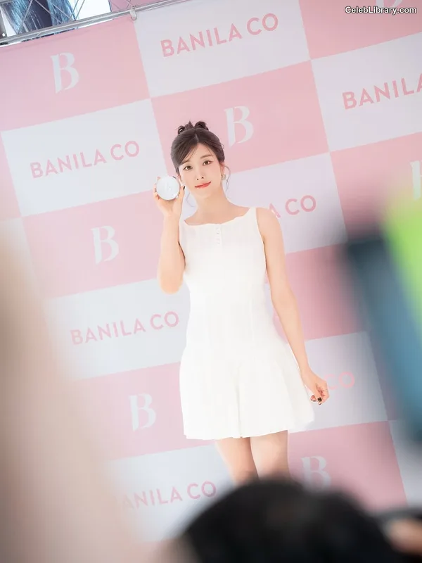 Kwon Eun-bi photo 20 of 329
