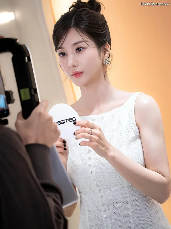 Kwon Eun-bi photo 23 of 329