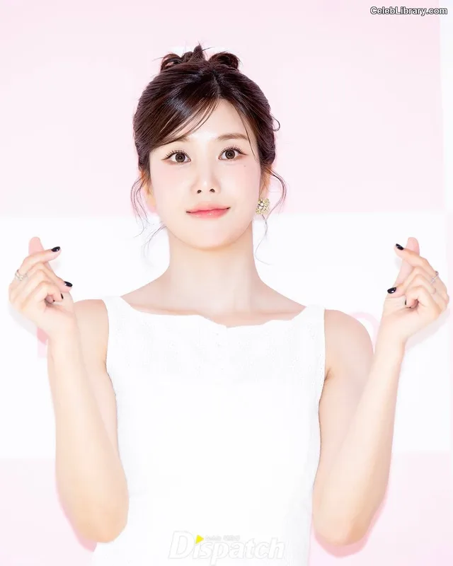 Kwon Eun-bi photo 5 of 329