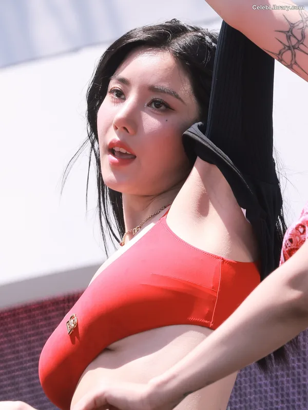 Kwon Eun-bi photo 12 of 329