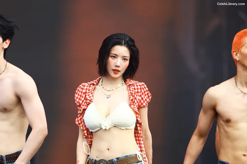Kwon Eun-bi photo 4 of 329