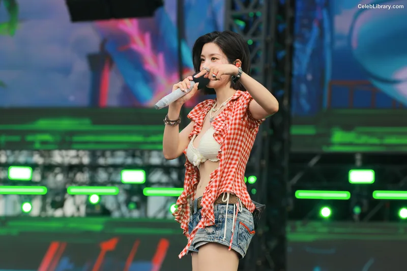 Kwon Eun-bi photo 4 of 329