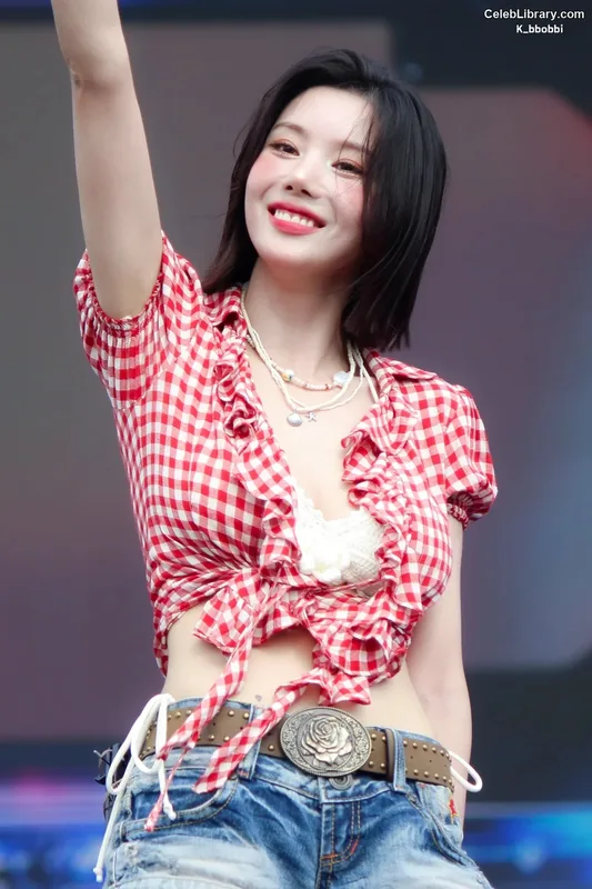 Kwon Eun-bi photo 15 of 329