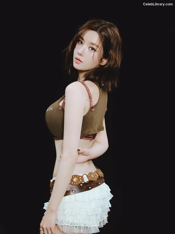 Kwon Eun-bi photo 19 of 329