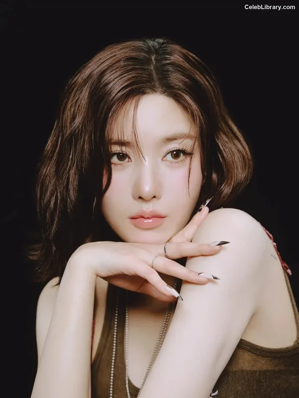 Kwon Eun-bi photo 20 of 329