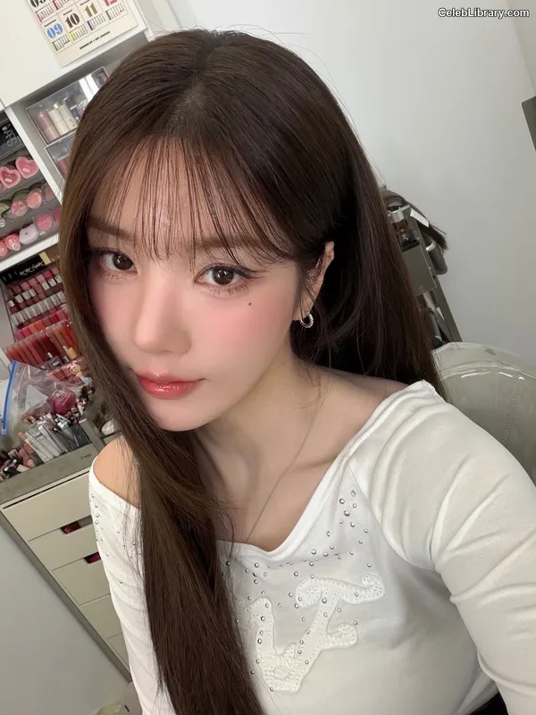 Kwon Eun-bi photo 11 of 329