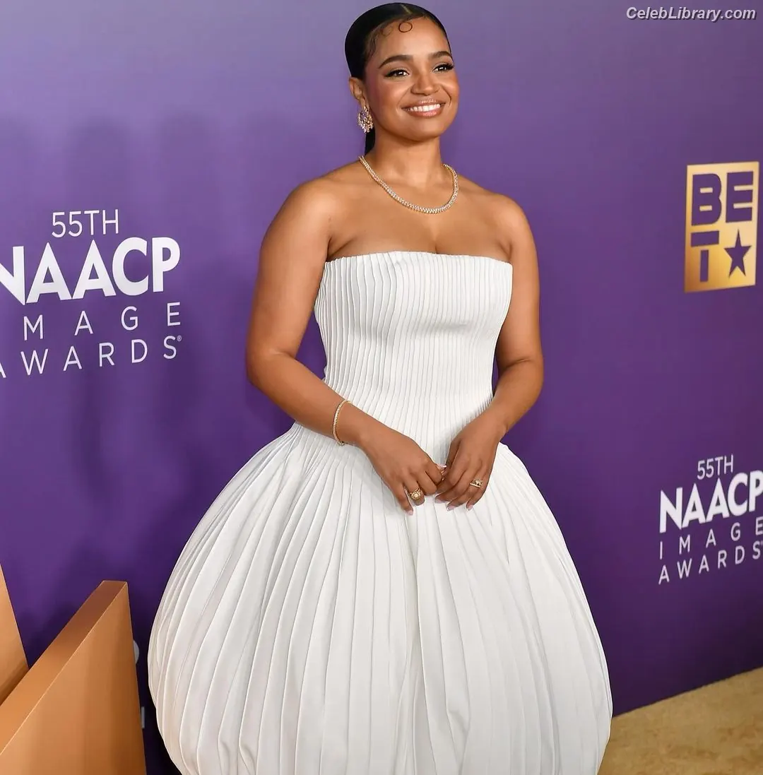 Kyla Pratt photo 20 of 177