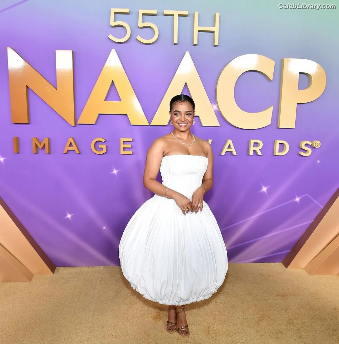 Kyla Pratt photo 22 of 177