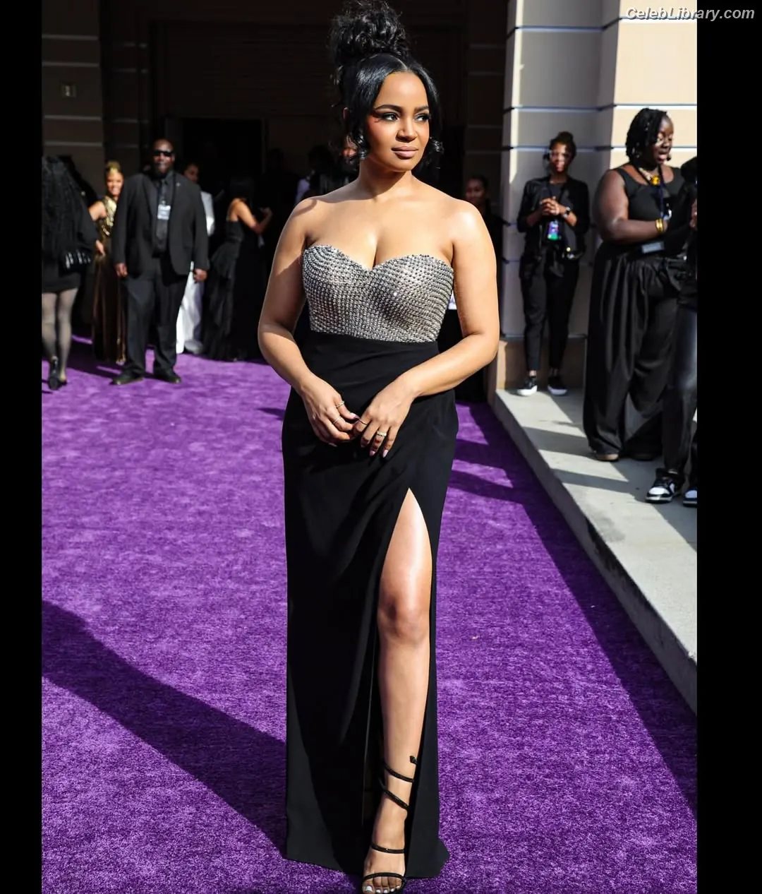 Kyla Pratt photo 18 of 177