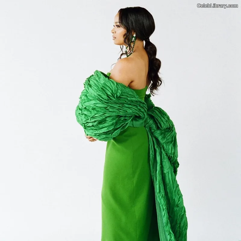 Kyla Pratt photo 13 of 178