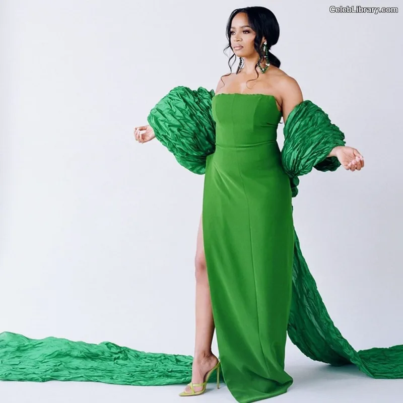 Kyla Pratt photo 15 of 178
