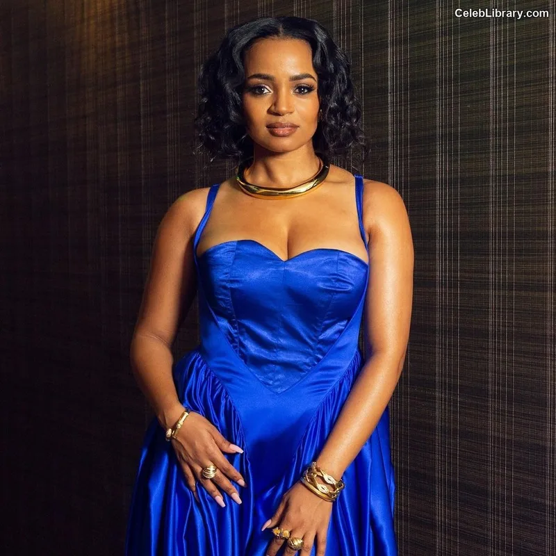 Kyla Pratt photo 11 of 178