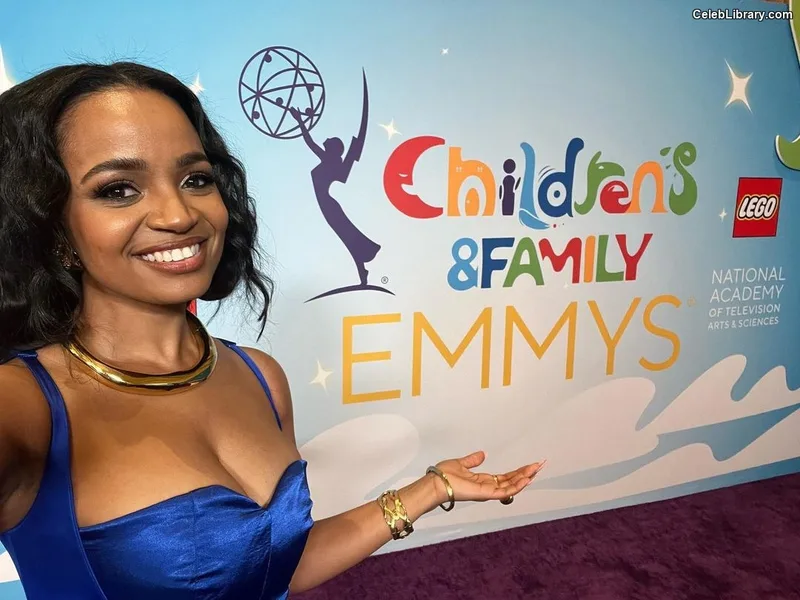 Kyla Pratt photo 14 of 178