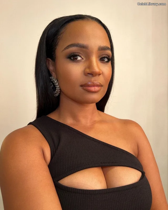 Kyla Pratt photo 4 of 178