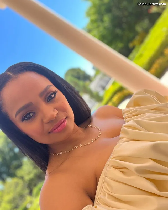 Kyla Pratt photo 13 of 178