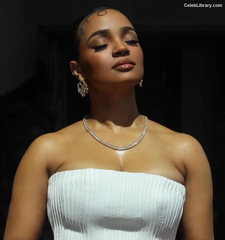 Kyla Pratt photo 23 of 178