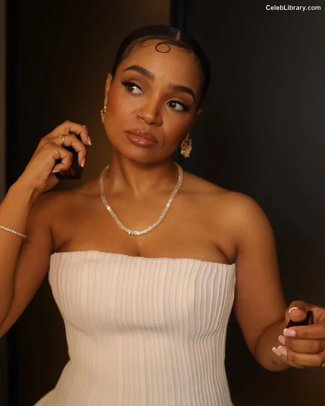 Kyla Pratt photo 1 of 178