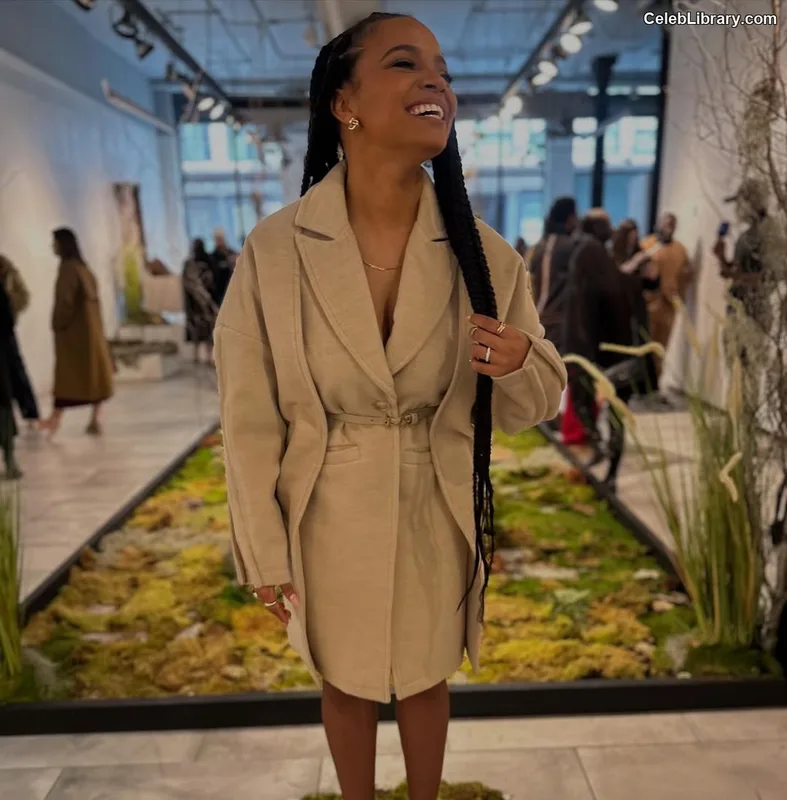 Kyla Pratt photo 9 of 178