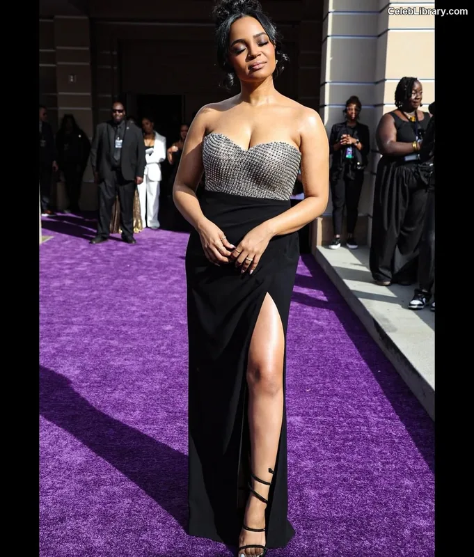 Kyla Pratt photo 17 of 178