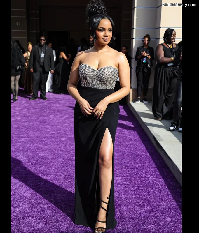 Kyla Pratt photo 18 of 178