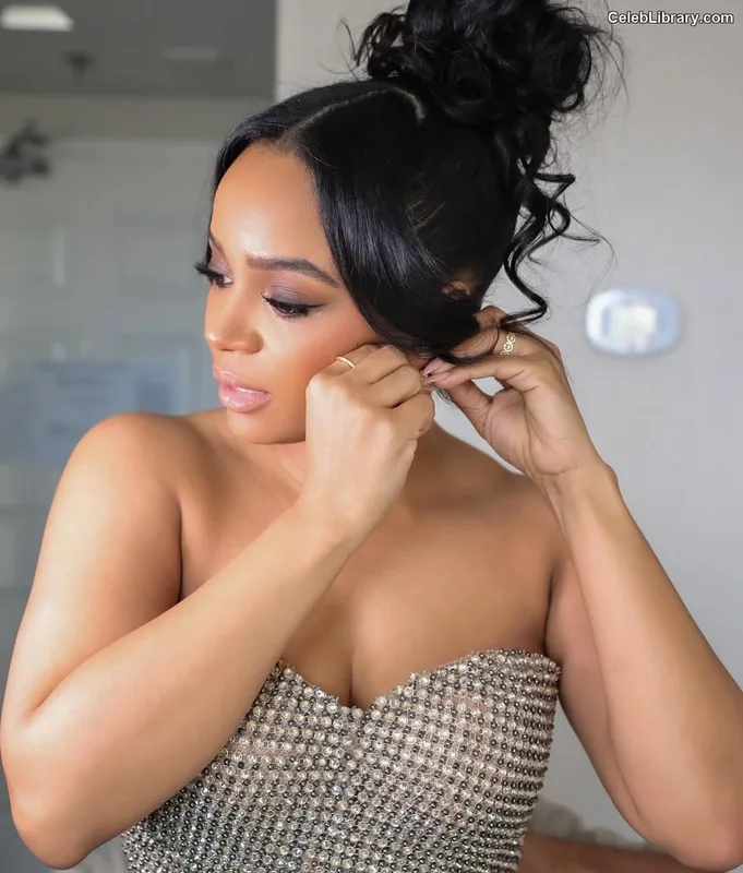 Kyla Pratt photo 24 of 178