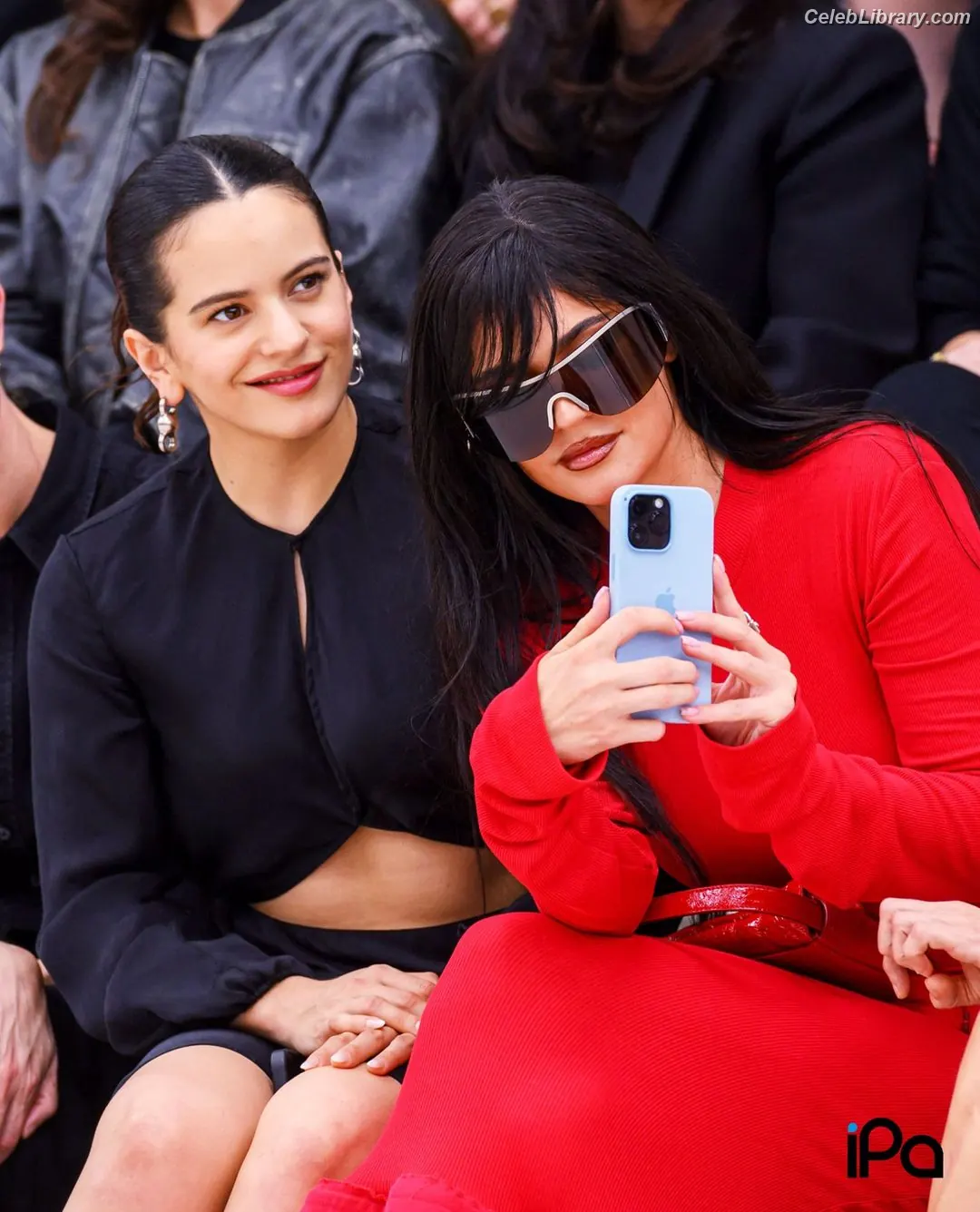 Kylie Jenner photo 23 of 4070