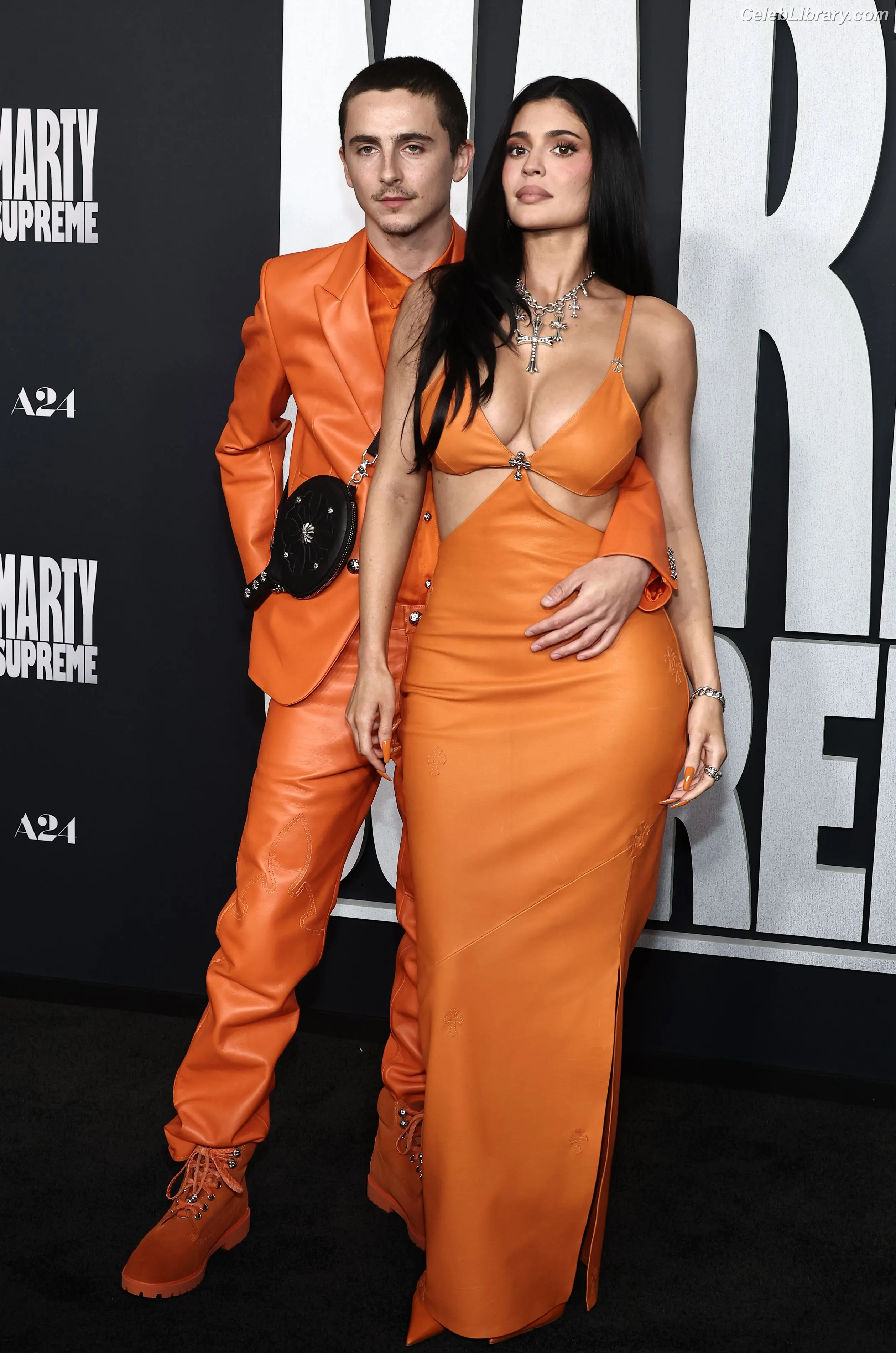 Kylie Jenner photo 20 of 4070