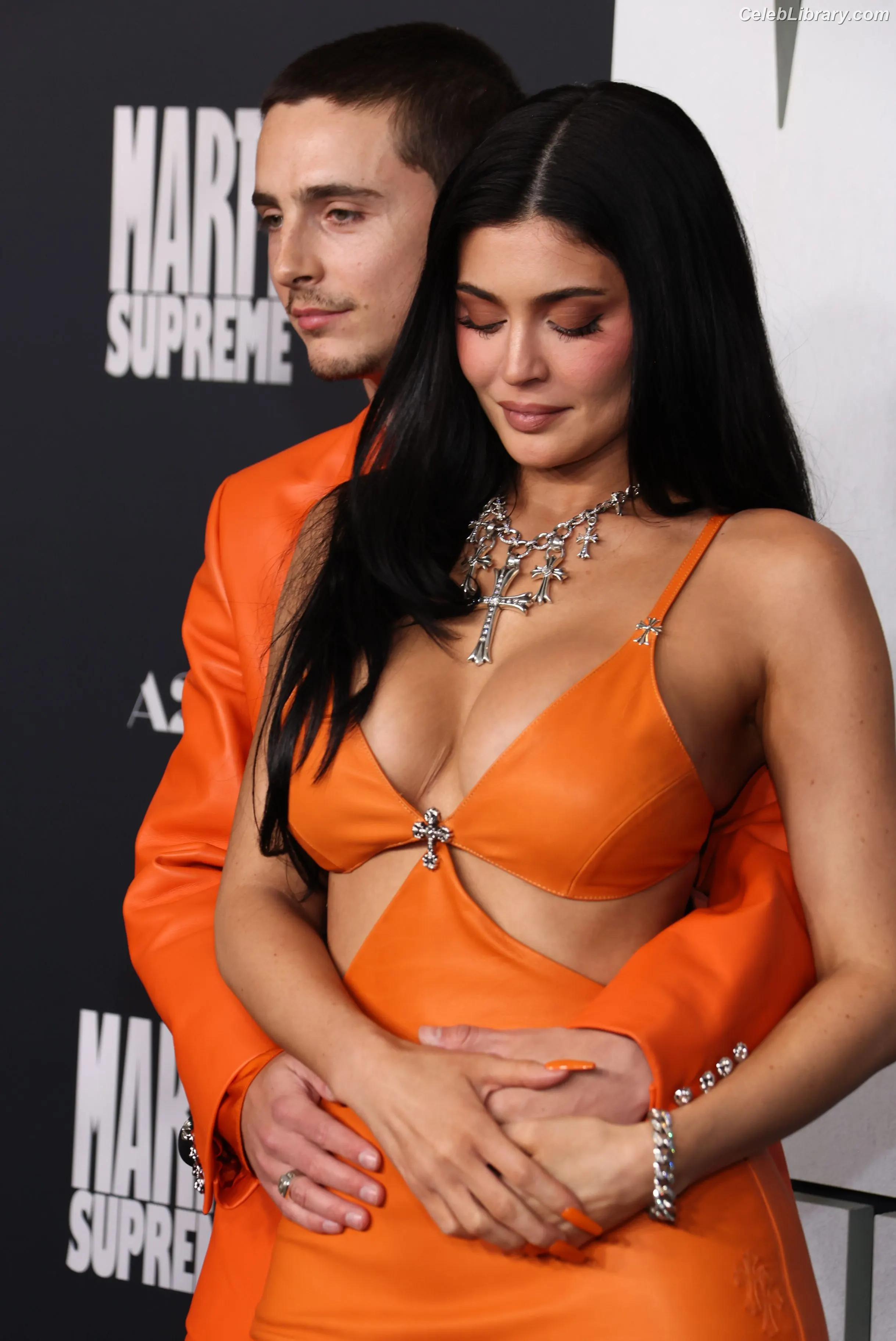 Kylie Jenner photo 14 of 4070