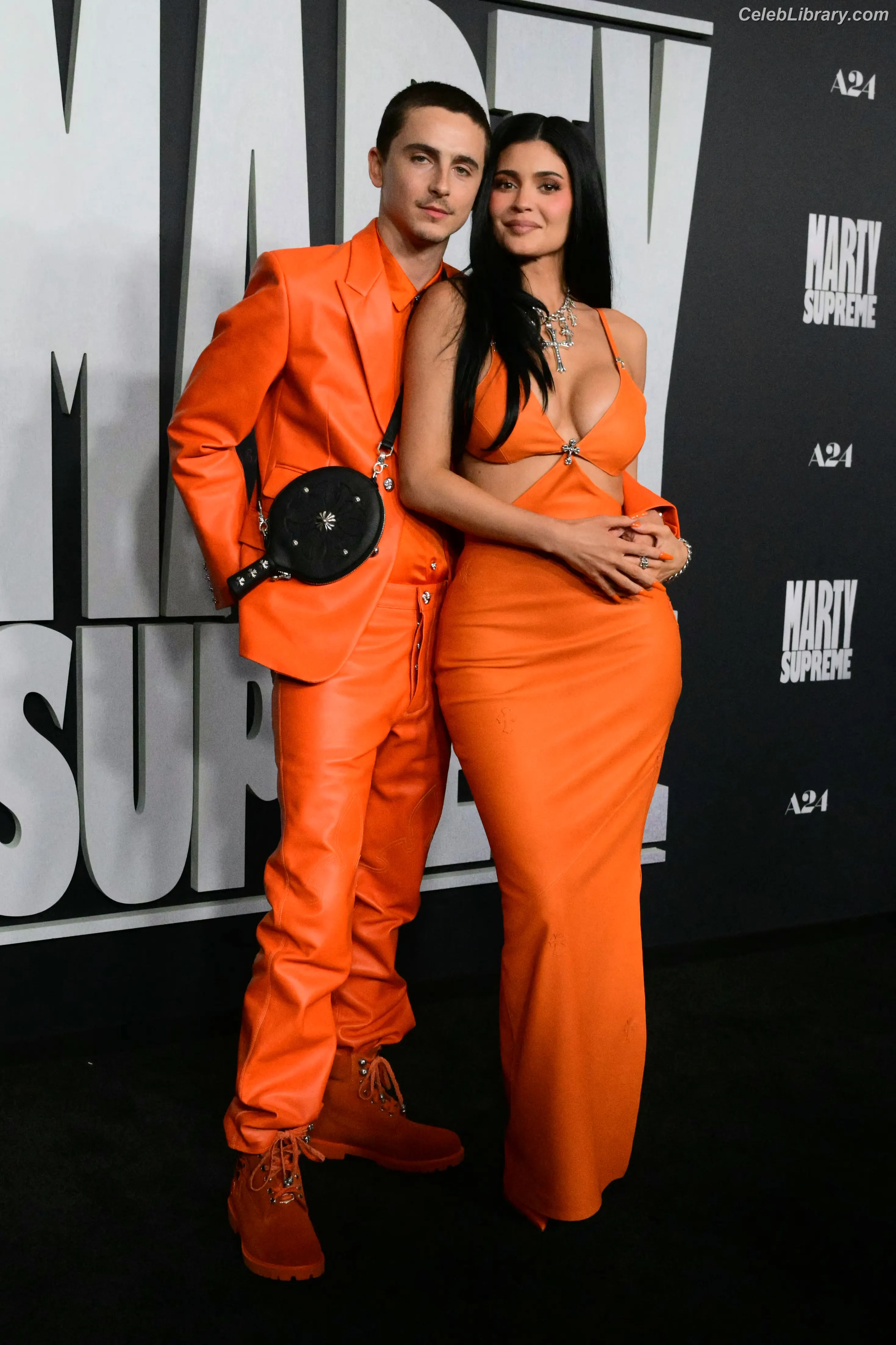 Kylie Jenner photo 22 of 4070
